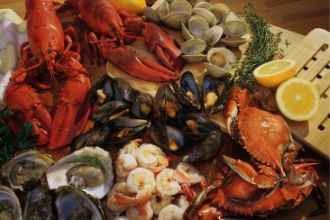 La mejor receta para preparar una mariscada al horno