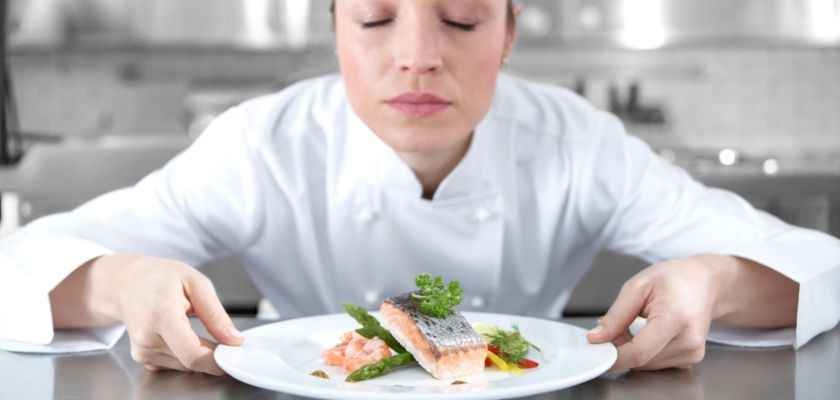 Trucos para eliminar el olor a pescado